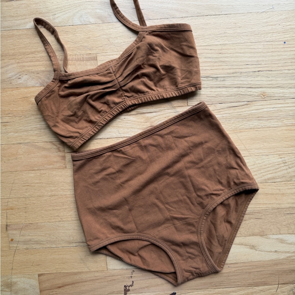 TOFFEE Arq Set in Medium